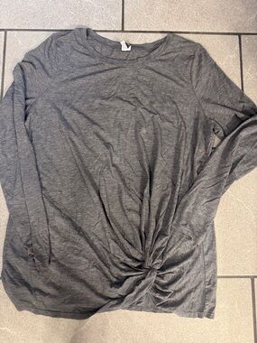 Xersion Gray Crew Neck Tee with Branded Tag